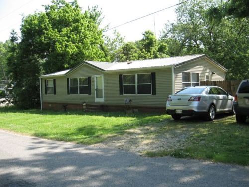 210 Cox St, Rutherford, TN 38369-9568