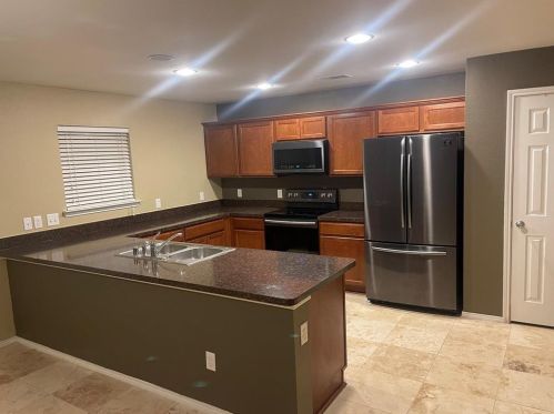 5509 Stone Meadow Ln, Fort Worth TX  76179-3735 exterior