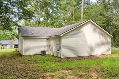 127 Hillcrest Dr, Stockbridge GA  30281-1764 exterior