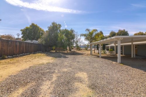 21475 Apricot Ln, Wildomar, CA 92595-8768