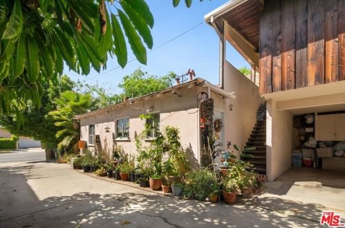 5106 Kester Ave, Van Nuys, CA 91403-1362