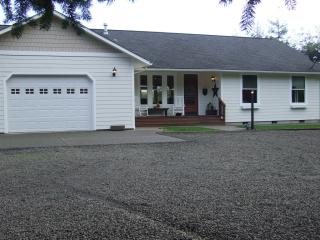 128 Fork Rd, Raymond, WA 98577-9395