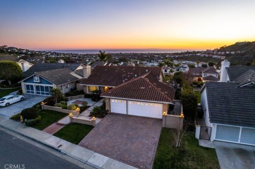 2832 Calle Guadalajara, San Clemente CA  92673-3516 exterior