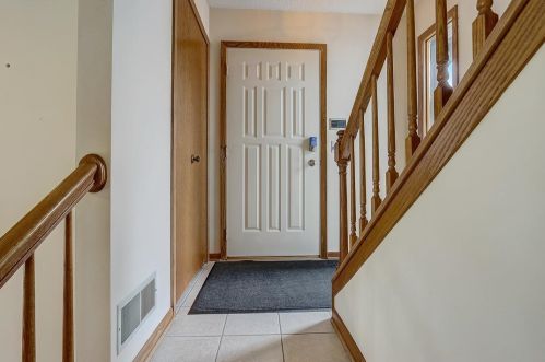 3727 Gershwin Ln, Saint Paul MN  55128-2944 exterior