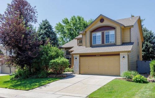 2638 Kline Cir, Denver, CO 80227-2749