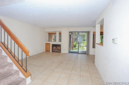 4016 Layang Layang Cir, Carlsbad, CA 92008-4173