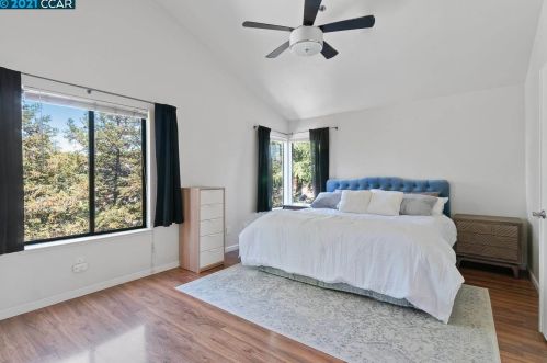 2649 Wellington Ct, Concord CA  94520-1124 exterior