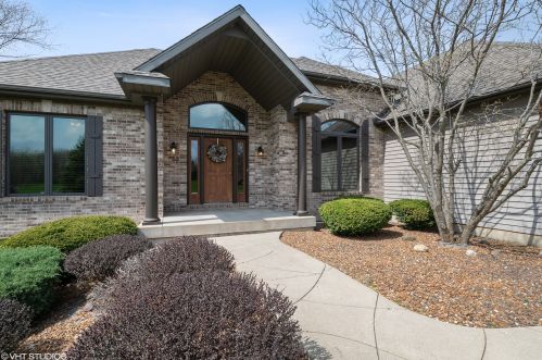 3311 Partridge Ct, Spring Grove, IL 60081-9265