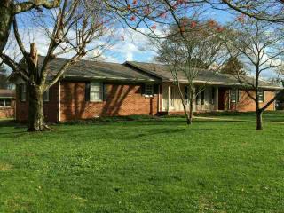 2400 Wolfe Dr, Cleveland, TN 37311-3772