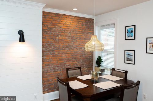 554 Spruce St, Lancaster PA  17603-3353 exterior