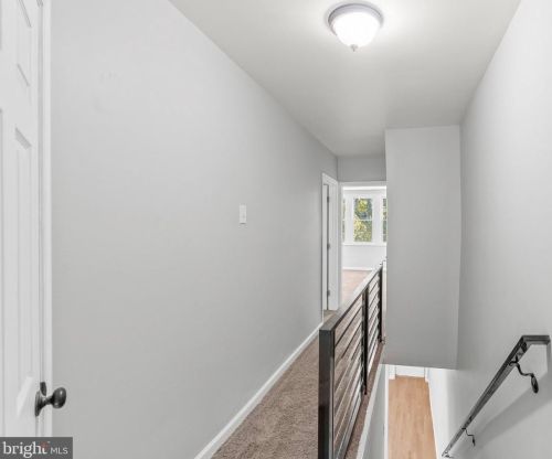 1004 Langham Ave, Camden NJ 08103-2817 exterior