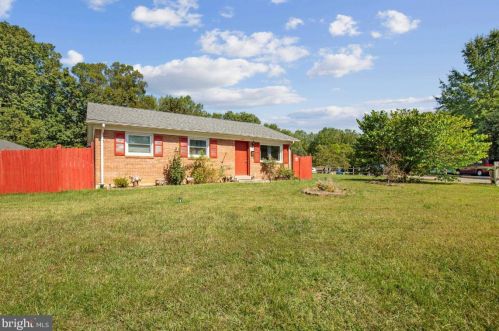 3608 Fayette Ct, Woodbridge, VA 22193-2026