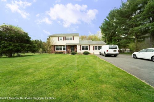 425 Bennetts Mills Rd, Jackson Twp, NJ 08527-4252