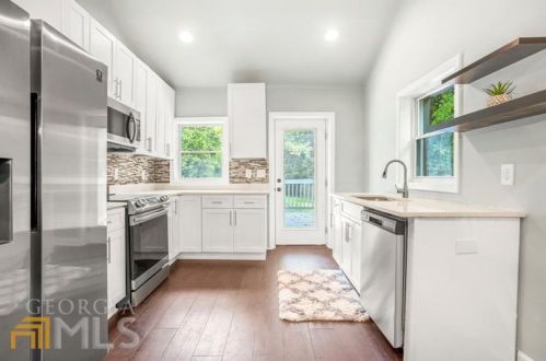 2316 Herring Rd, Atlanta GA  30311-2808 exterior
