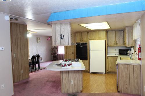 28838 Granada Dr, Hayward, CA 94544-6259