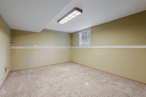 929 Duchess Ln, Saint Paul MN  55124 exterior