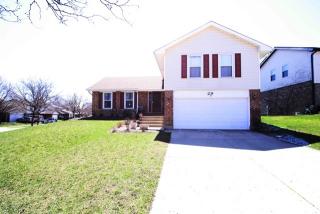 29 Kingsport Dr, Schaumburg, IL 60193-4115