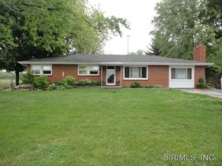 1804 Winter Ln, Godfrey, IL 62035-2669