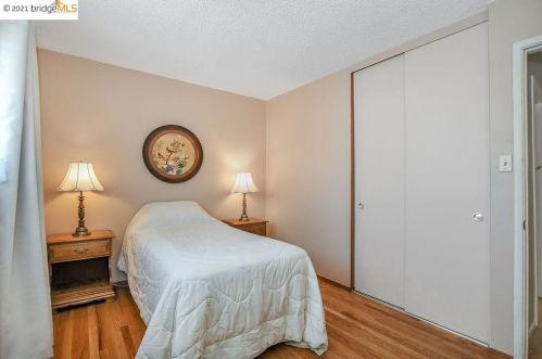 3562 Skylark Dr, Concord CA  94520-1515 exterior