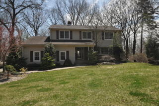 16 Macleay Rd, Montville Township, NJ 07045-9724