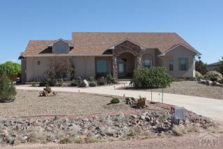 995 Montebello Dr, Pueblo, CO 81007-3198