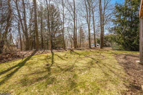 11 Sycamore Ln, Dover NJ  07869-3704 exterior