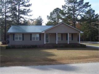 112 Cain Dr, Grange, GA 30434-1547