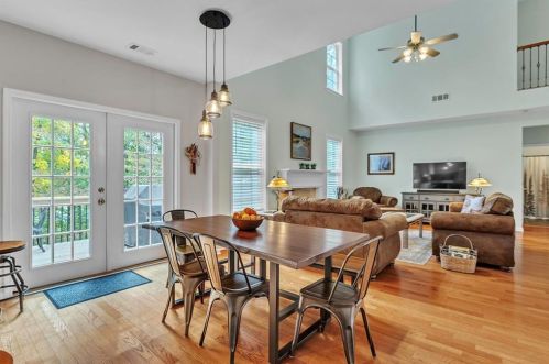 1033 Alexander Run Pass, Buford GA  30518-5560 exterior