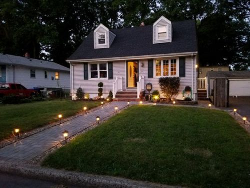 52 5th Ave, Avenel, NJ 07001-1436