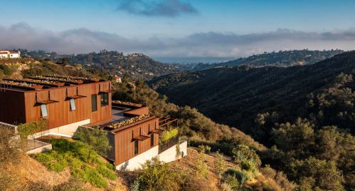 231 Mountain Dr, Santa Barbara, CA 93103-1734