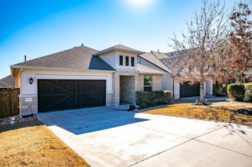 15513 Cinca Terra Dr, Austin TX  78738 exterior