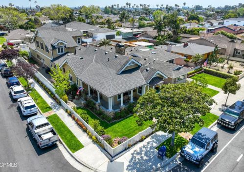 1746 Main St, Huntington Beach CA  92648-2723 exterior