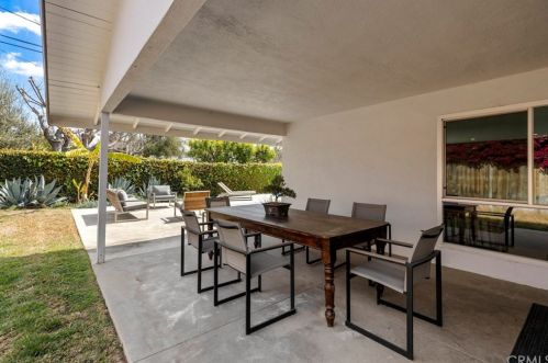 13912 Holt Ave, Santa Ana CA 92705-2664 exterior