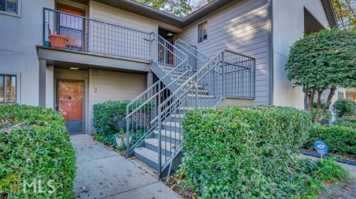 2 Finch Dr, Atlanta, GA 30308-6502
