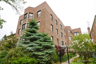 319 Custer Ave, Evanston IL  60202-3402 exterior