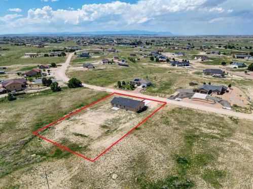 1518 Ithaca Dr, Pueblo CO  81007-2348 exterior