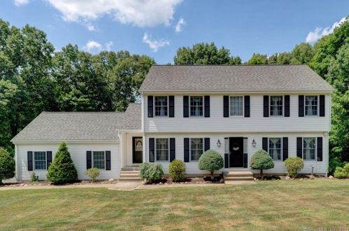 29 Blue Hills Dr, Southington, CT 06489-4602