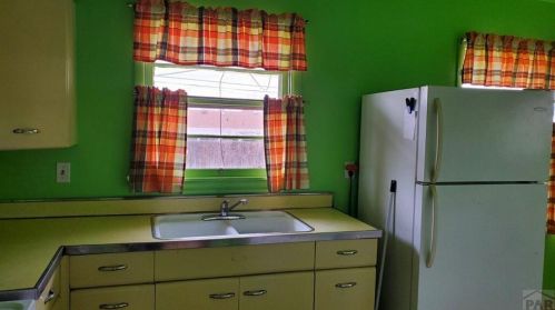 3421 Oneal Ave, Pueblo, CO 81005-2835