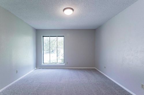 600 Blue Lk Dr, Fort Worth TX  76103-1108 exterior