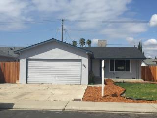 625 Connie Ct, Manteca, CA 95336-3101