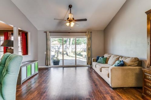 6881 Moss Ln, Fort Worth TX  76182-7039 exterior