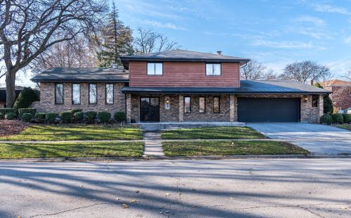 14400 Shepard Dr, Dolton, IL 60419-1820
