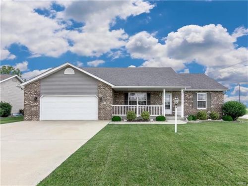 5 Augusta Dr, Grantfork, IL 62249-2867
