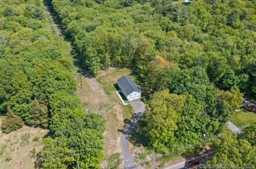 850 Upper Maple St, Killingly CT  06241-2229 exterior