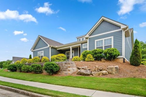 1566 Renaissance Dr, Conyers GA  30012-8024 exterior