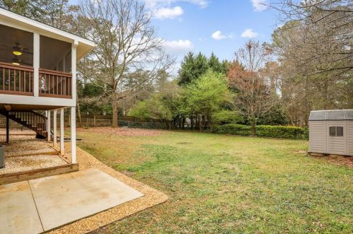 3764 Evans Rd, Atlanta GA  30340-4831 exterior