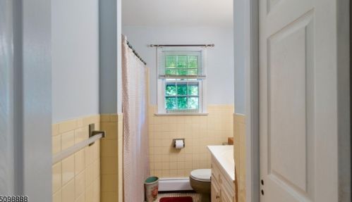 31 Washington Ave, Princeton NJ 08540-8406 exterior