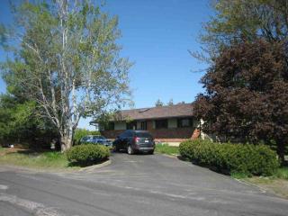 9308 Cedar Rd, Spokane, WA 99208-8415