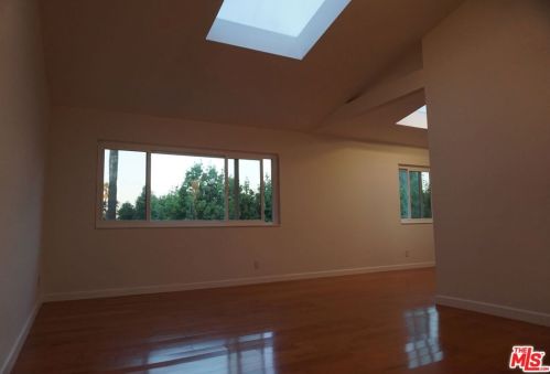 2234 Virginia Ave, Santa Monica CA  90404-4836 exterior