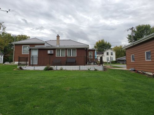 410 Green Ave, Stratford, IL 61064-1932